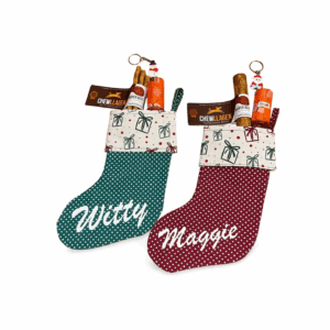 Wooffools Mikulás Csizma – Kézzel készült ünnepi ajándékcsomag kutyáknak